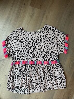 ANDREE BY UNIT Leopard Print Blouse